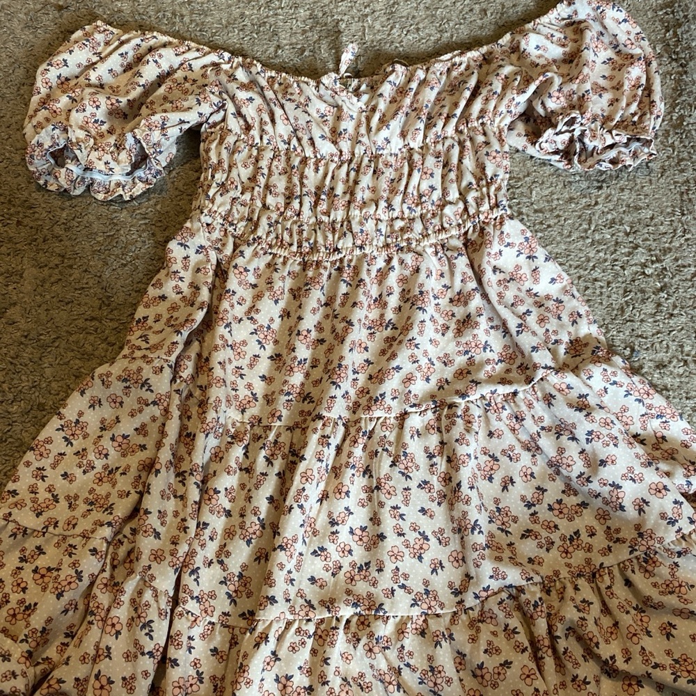 Floral off the shoulders midi dress